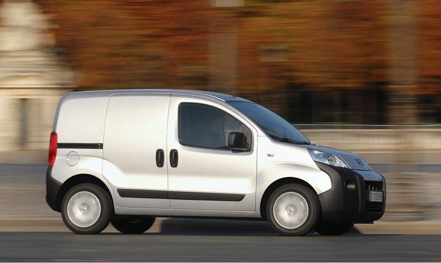  Peugeot Bipper 2008 года  (фото 68 из 93)